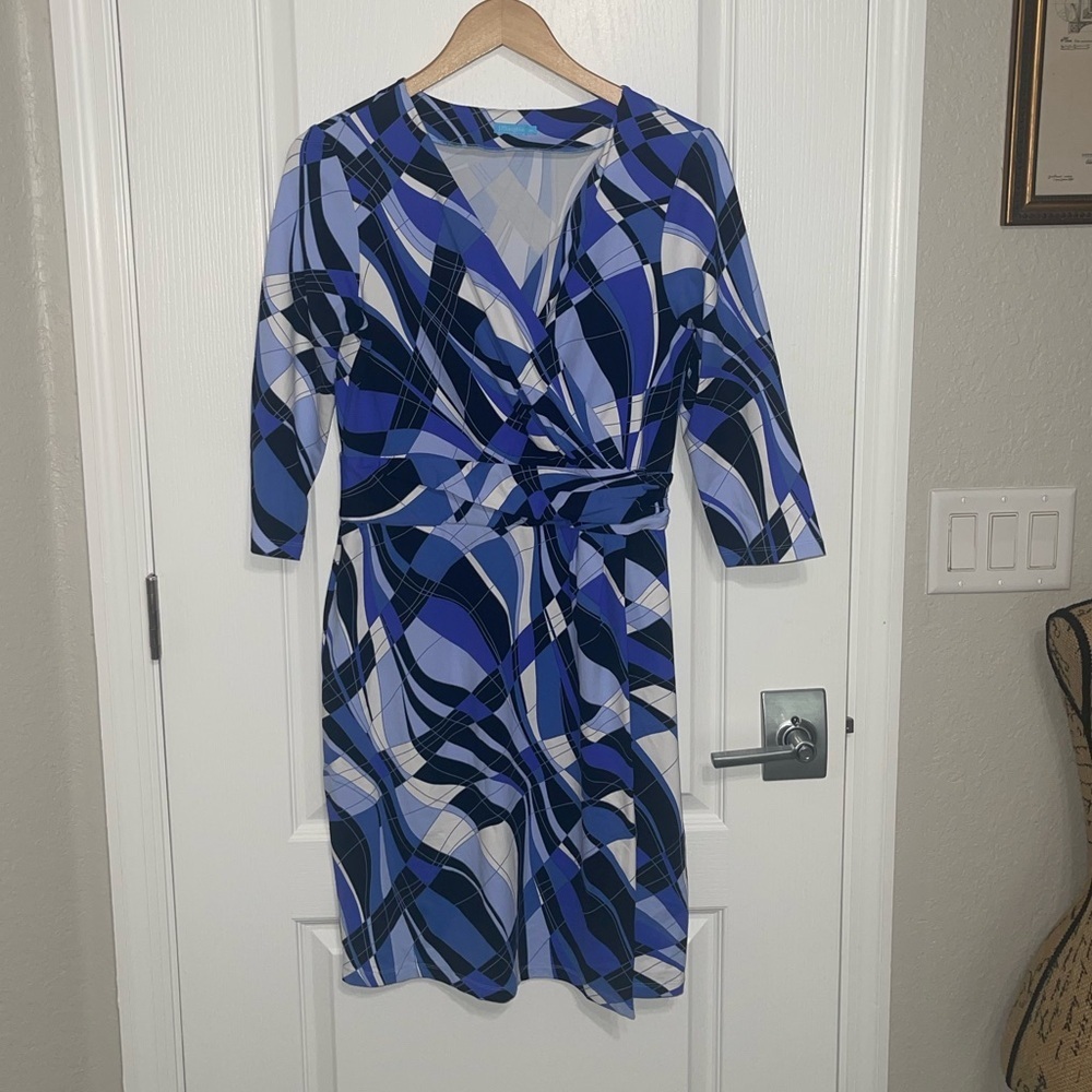 J. McLaughlin Blue Wave Print Long Sleeve Wrap Dress - Picture 2 of 8